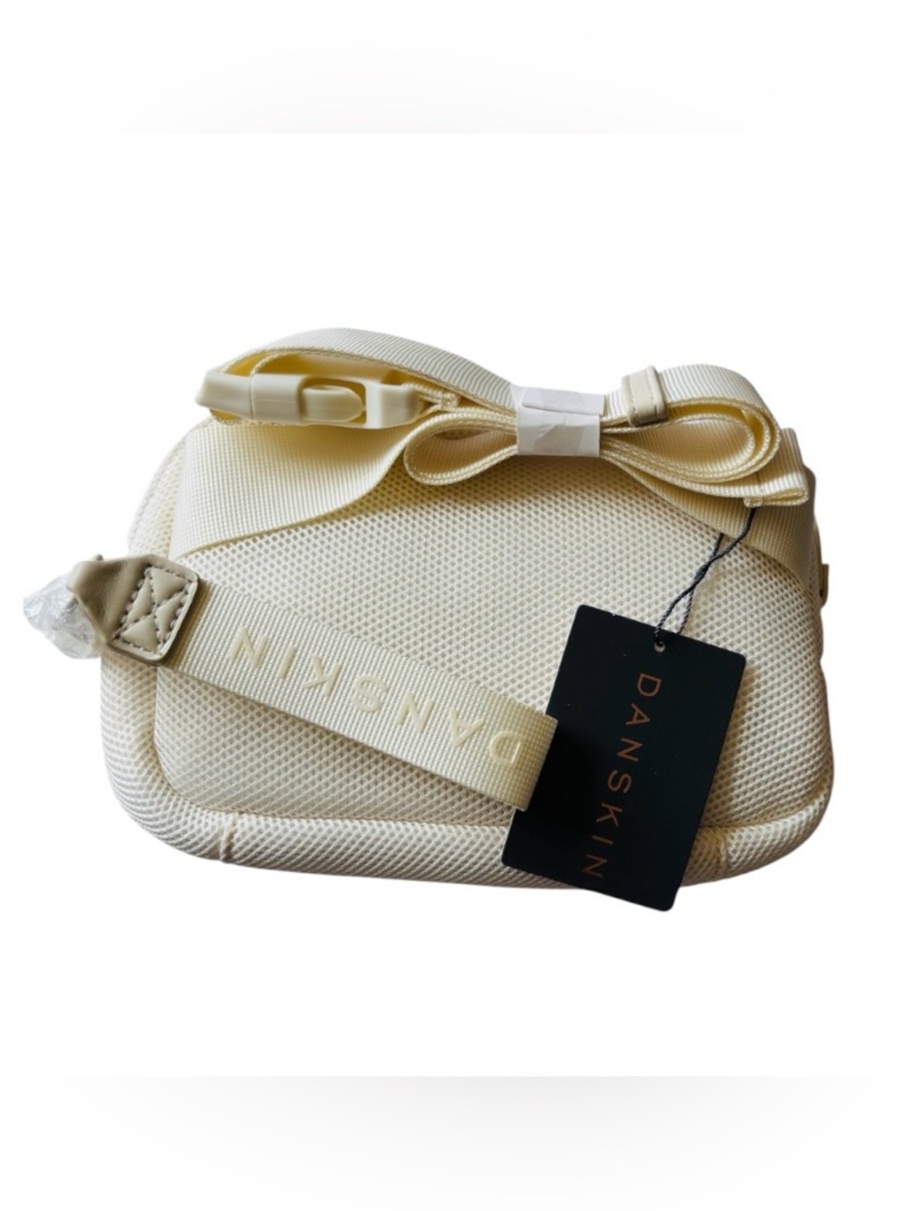 NWT Danskin Ella Mesh Fanny Pack / Belt Bag.